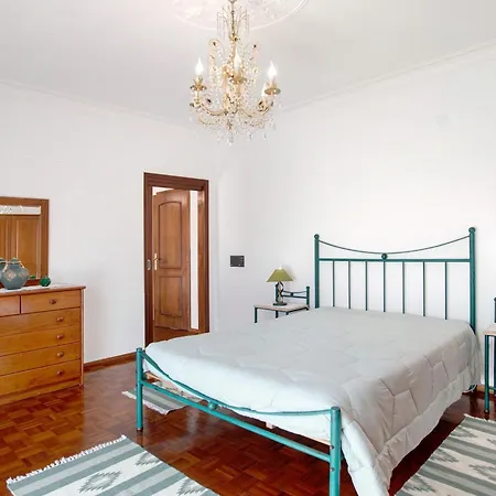 Casa Imaginário Com Serenidade *